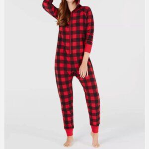 Old Navy Buffalo Plaid Xmas Onesie Pjs